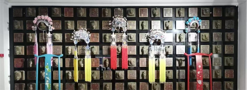 251027-110 251027-110