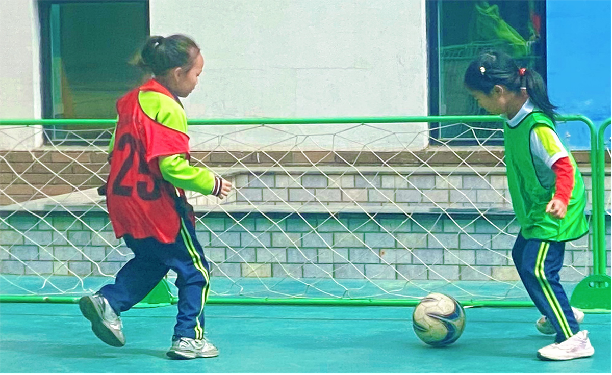 260408-304 260408-304